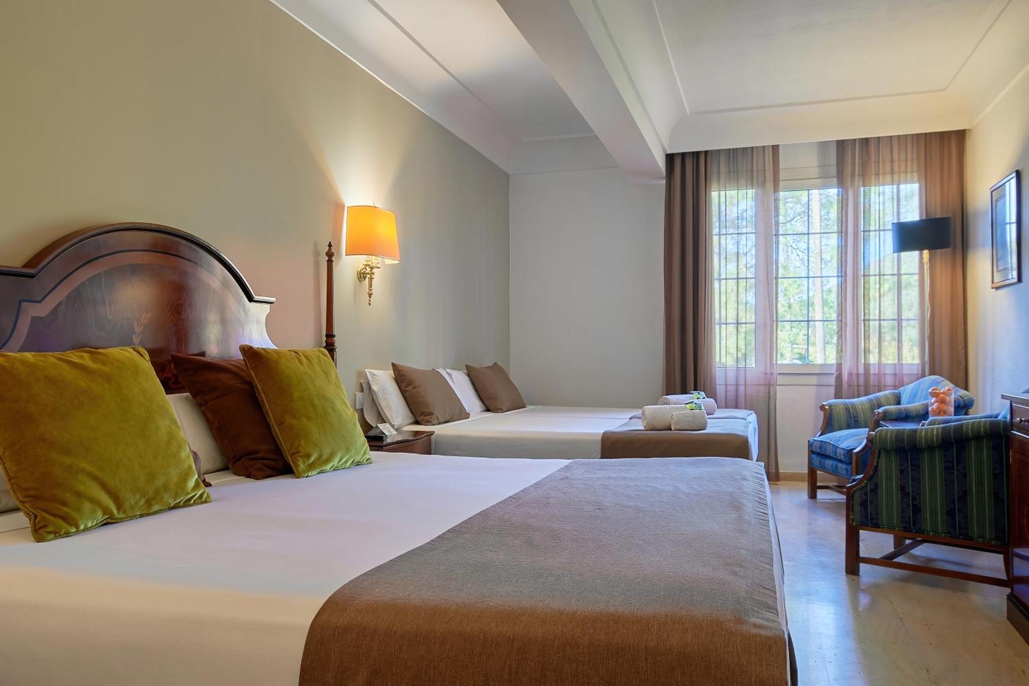 Crisol Jardines De Cordoba Hotel Phòng bức ảnh