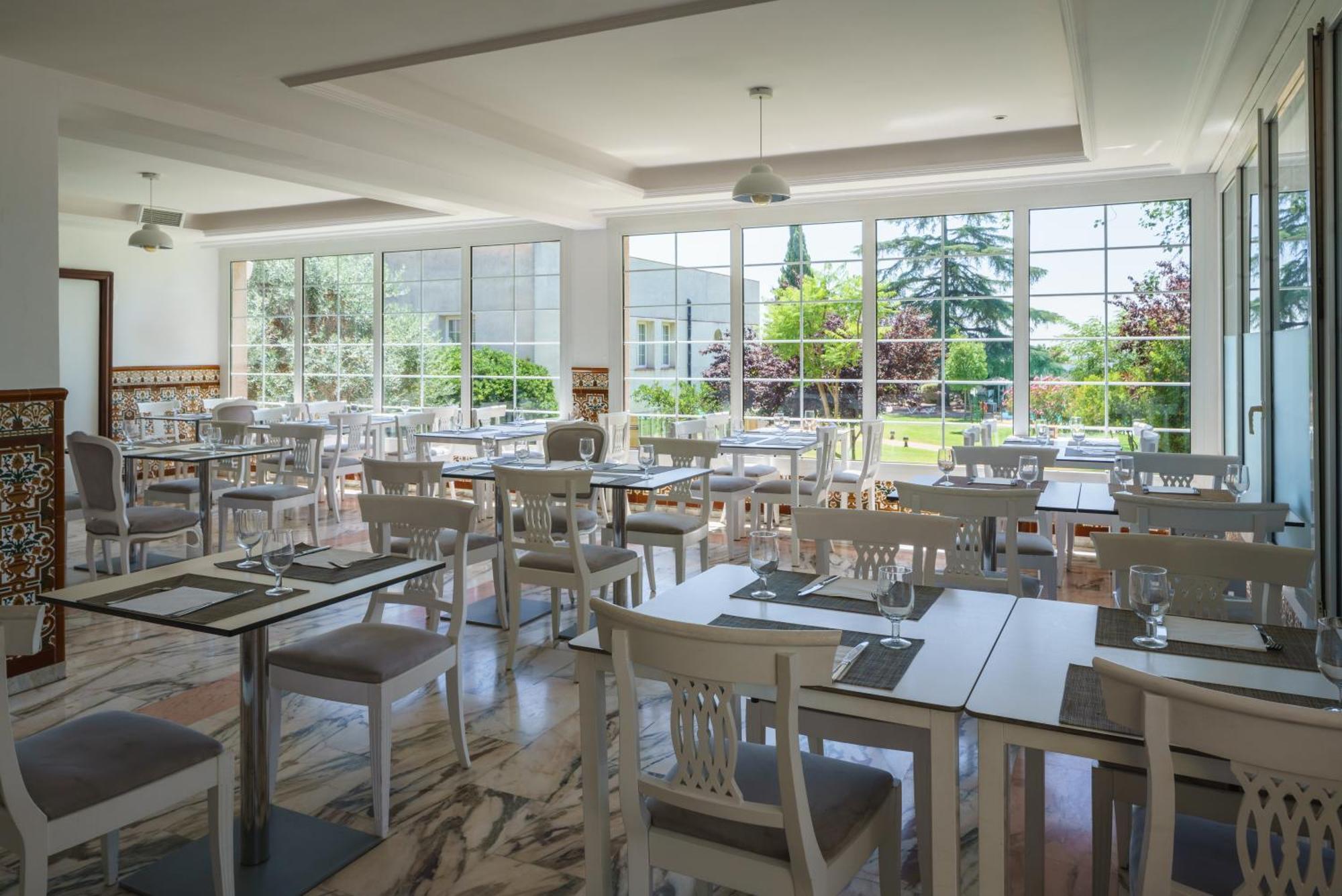 Crisol Jardines De Cordoba Hotel Ngoại thất bức ảnh