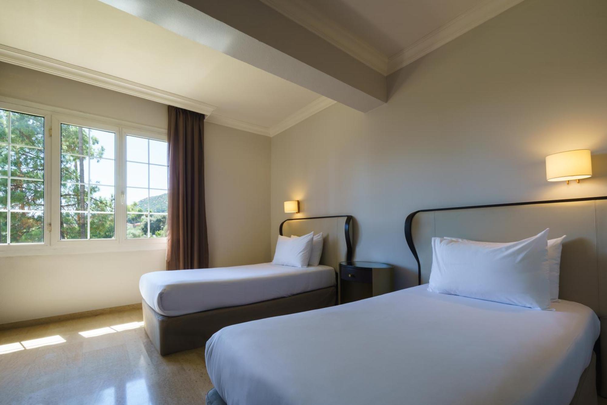 Crisol Jardines De Cordoba Hotel Ngoại thất bức ảnh
