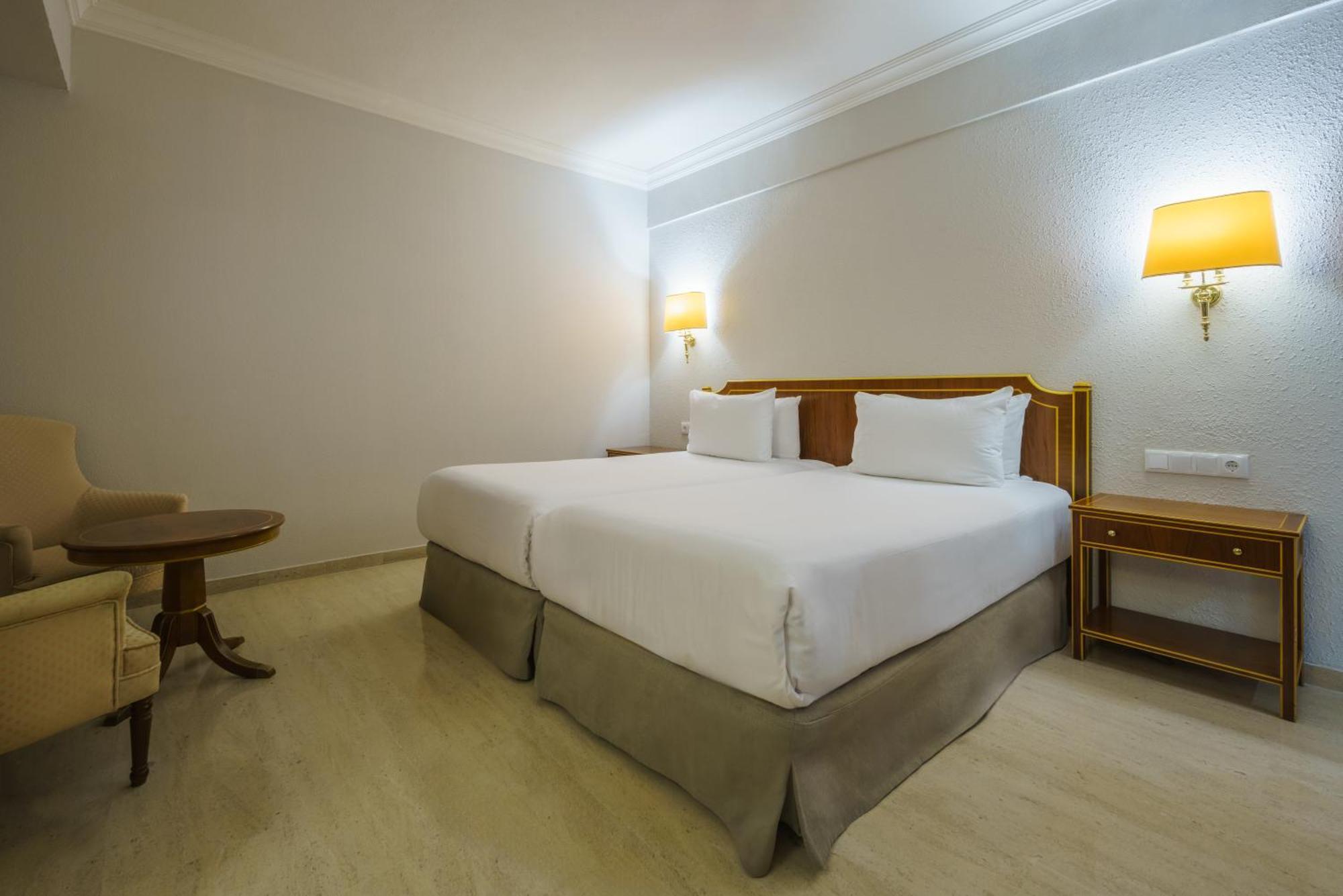 Crisol Jardines De Cordoba Hotel Ngoại thất bức ảnh