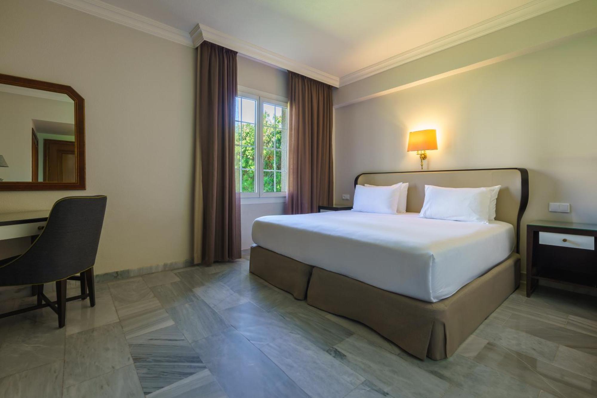 Crisol Jardines De Cordoba Hotel Ngoại thất bức ảnh